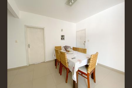 Apartamento à venda com 65m², 1 quarto e 1 vagaSala