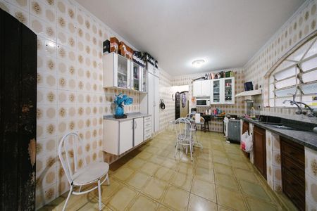 Casa à venda com 126m², 3 quartos e 2 vagas Casa à venda com 126m², 3 quartos e 2 vagasCozinha