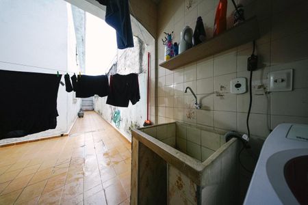 Casa à venda com 126m², 3 quartos e 2 vagas Casa à venda com 126m², 3 quartos e 2 vagasÁrea de Serviço