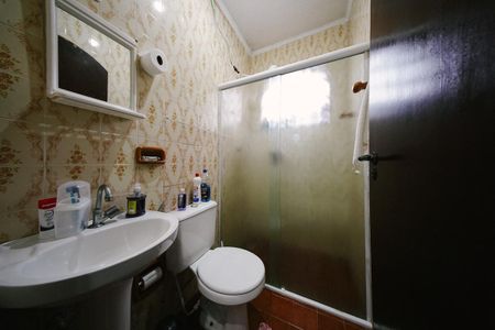 Casa à venda com 126m², 3 quartos e 2 vagas Casa à venda com 126m², 3 quartos e 2 vagasBanheiro