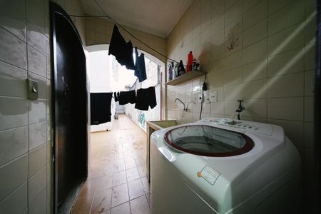 Casa à venda com 126m², 3 quartos e 2 vagas Casa à venda com 126m², 3 quartos e 2 vagasÁrea de Serviço