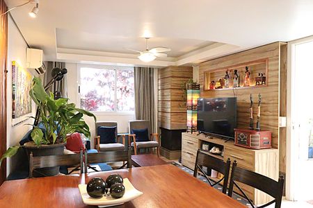 Casa à venda com 3 quartos, 150m² em São Sebastião, Porto Alegre