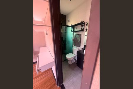 Casa de condomínio para alugar com 130m², 3 quartos e 2 vagas Casa de condomínio para alugar com 130m², 3 quartos e 2 vagasBanheiro