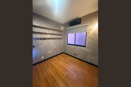 Casa de condomínio para alugar com 130m², 3 quartos e 2 vagas