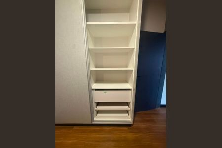 Casa de condomínio para alugar com 130m², 3 quartos e 2 vagas Casa de condomínio para alugar com 130m², 3 quartos e 2 vagasQuarto