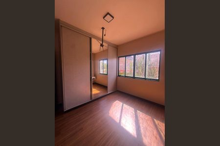 Casa de condomínio para alugar com 130m², 3 quartos e 2 vagas Casa de condomínio para alugar com 130m², 3 quartos e 2 vagasQuarto