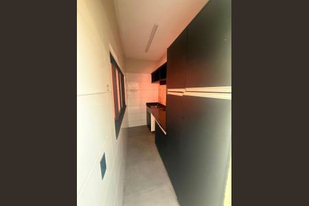 Casa de condomínio para alugar com 130m², 3 quartos e 2 vagas