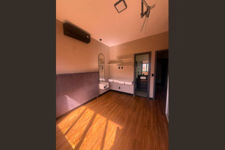 Casa de condomínio para alugar com 130m², 3 quartos e 2 vagas Casa de condomínio para alugar com 130m², 3 quartos e 2 vagasQuarto