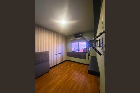 Casa de condomínio para alugar com 130m², 3 quartos e 2 vagas Casa de condomínio para alugar com 130m², 3 quartos e 2 vagasQuarto