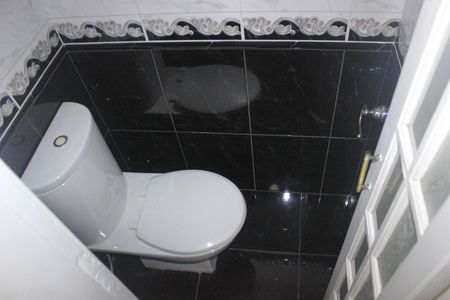 Lavabo de casa à venda com 5 quartos, 247m² em Jardim Paraventi, Guarulhos