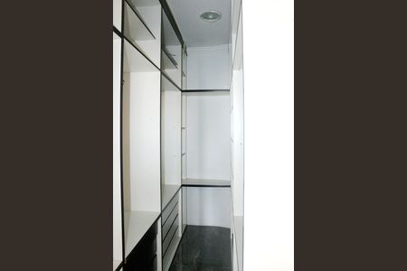 Casa para alugar com 247m², 5 quartos e 2 vagasCloset da Suíte