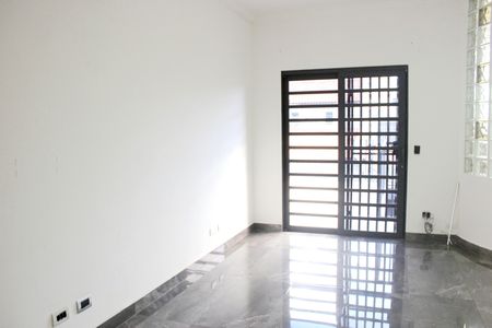 Casa para alugar com 247m², 5 quartos e 2 vagasSuíte
