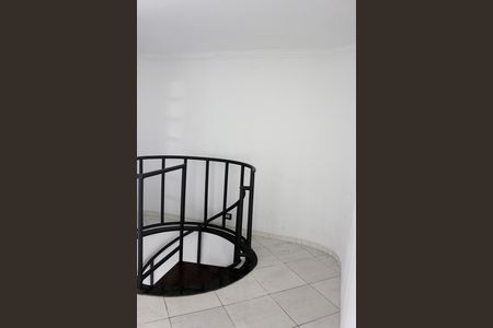 Casa para alugar com 247m², 5 quartos e 2 vagasLavanderia