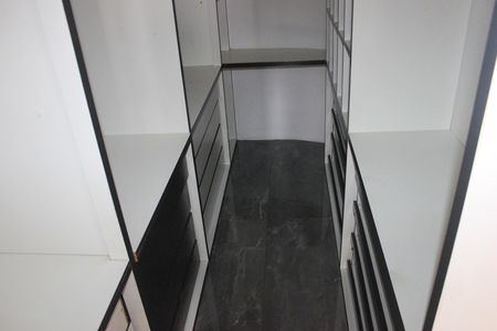 Casa para alugar com 247m², 5 quartos e 2 vagasCloset da Suíte