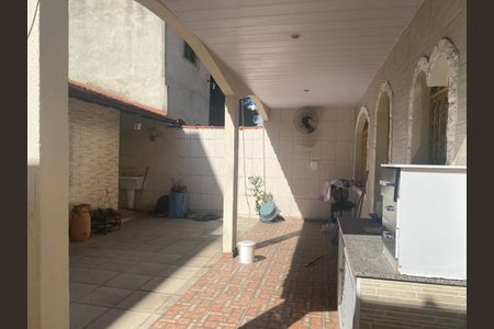 Casa para alugar com 390m², 3 quartos e 3 vagasÁrea externa