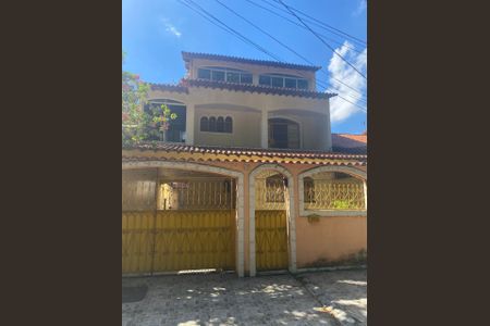 Casa para alugar com 390m², 3 quartos e 3 vagasFachada