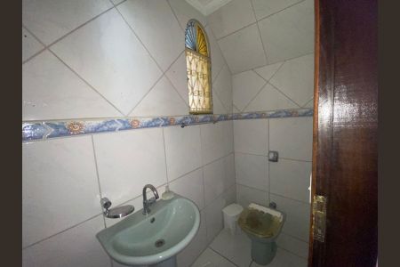 Casa para alugar com 390m², 3 quartos e 3 vagasBanheiro