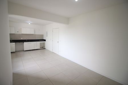 Sala de apartamento para alugar com 2 quartos, 52m² em Jardim Riacho das Pedras, Contagem