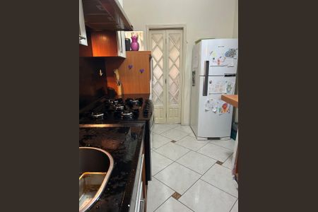 Apartamento à venda com 48m², 1 quarto e sem vaga Apartamento à venda com 48m², 1 quarto e sem vagaCozinha