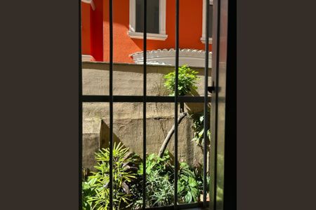 Apartamento à venda com 48m², 1 quarto e sem vaga Apartamento à venda com 48m², 1 quarto e sem vagaVista