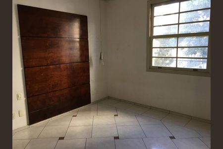 Apartamento à venda com 48m², 1 quarto e sem vaga Apartamento à venda com 48m², 1 quarto e sem vagaSala