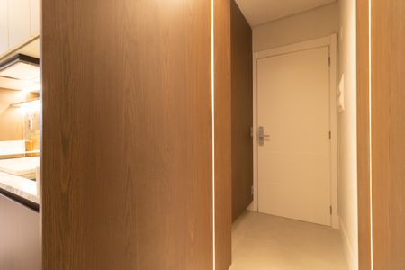 Studio para alugar com 32m², 1 quarto e sem vaga Studio para alugar com 32m², 1 quarto e sem vagaEntrada