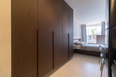 Studio para alugar com 32m², 1 quarto e sem vaga Studio para alugar com 32m², 1 quarto e sem vagaQuarto