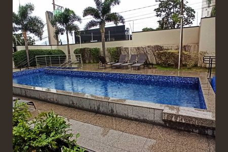 Apartamento à venda com 74m², 3 quartos e 2 vagas Apartamento à venda com 74m², 3 quartos e 2 vagasPiscina