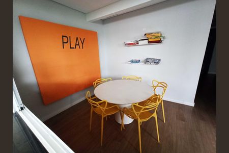 Apartamento à venda com 74m², 3 quartos e 2 vagas Apartamento à venda com 74m², 3 quartos e 2 vagasSalão de jogos