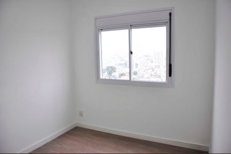Apartamento à venda com 74m², 3 quartos e 2 vagas Apartamento à venda com 74m², 3 quartos e 2 vagasDetalhe - Quarto 01 com Suíte