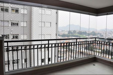 Apartamento à venda com 74m², 3 quartos e 2 vagas Apartamento à venda com 74m², 3 quartos e 2 vagasDetalhe - Varanda da Sala