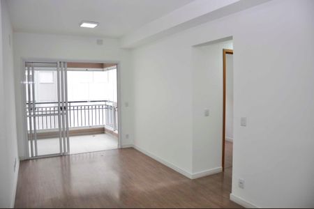 Apartamento à venda com 74m², 3 quartos e 2 vagas Apartamento à venda com 74m², 3 quartos e 2 vagasDetalhe - Sala