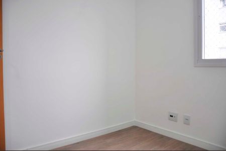 Apartamento à venda com 74m², 3 quartos e 2 vagas Apartamento à venda com 74m², 3 quartos e 2 vagasDetalhe - Quarto 03