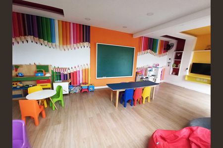 Apartamento à venda com 74m², 3 quartos e 2 vagas Apartamento à venda com 74m², 3 quartos e 2 vagasBrinquedoteca