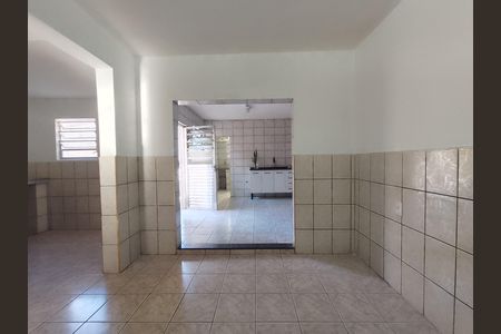 Casa para alugar com 200m², 4 quartos e 2 vagas Casa para alugar com 200m², 4 quartos e 2 vagasCozinha