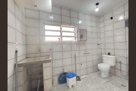 Casa para alugar com 200m², 4 quartos e 2 vagas Casa para alugar com 200m², 4 quartos e 2 vagasÁrea de serviço