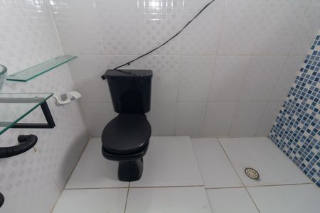 Banheiro de casa para alugar com 1 quarto, 58m² em Itaquera, São Paulo
