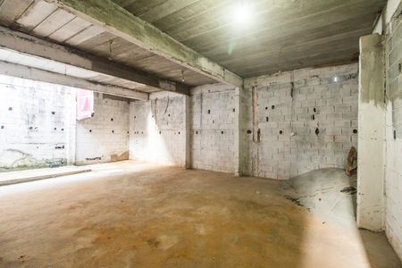 Apartamento à venda com 400m², 1 quarto e 4 vagas Apartamento à venda com 400m², 1 quarto e 4 vagasQuintal