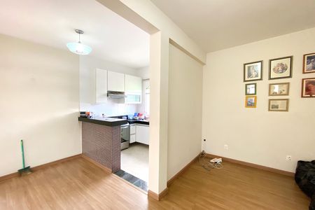 Sala de kitnet/studio para alugar com 1 quarto, 60m² em Sagrada Família, Belo Horizonte