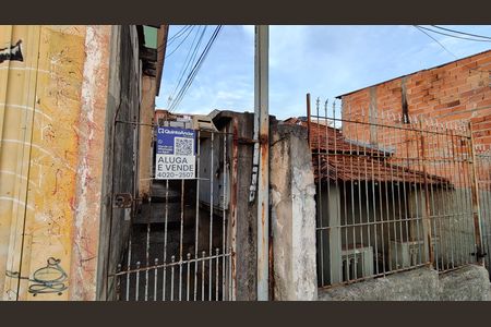 Casa para alugar com 60m², 1 quarto e sem vaga Casa para alugar com 60m², 1 quarto e sem vagaFachada