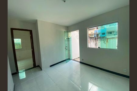 Casa para alugar com 120m², 3 quartos e 2 vagasSala