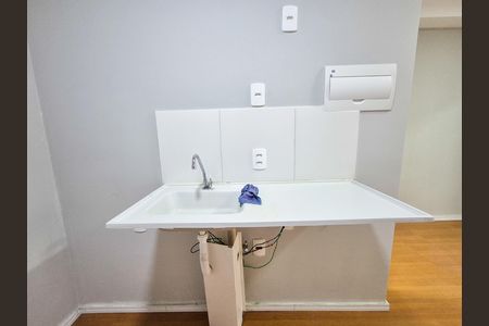Cozinha de kitnet/studio para alugar com 1 quarto, 22m² em Campos Elíseos, São Paulo
