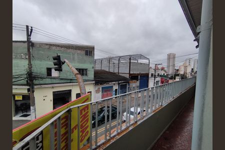Casa à venda com 200m², 2 quartos e 1 vaga Casa à venda com 200m², 2 quartos e 1 vagaVaranda