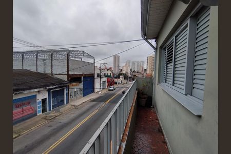 Casa à venda com 200m², 2 quartos e 1 vaga Casa à venda com 200m², 2 quartos e 1 vagaVista da Rua