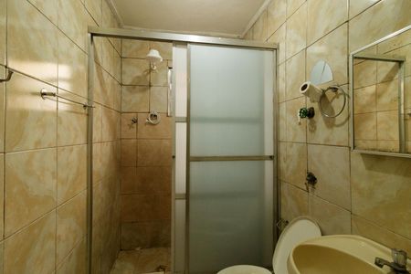 Casa à venda com 50m², 2 quartos e 1 vaga Casa à venda com 50m², 2 quartos e 1 vagaBanheiro