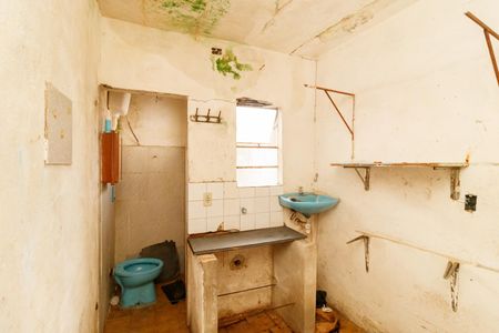 Casa à venda com 50m², 2 quartos e 1 vaga Casa à venda com 50m², 2 quartos e 1 vagaÁrea de Serviço