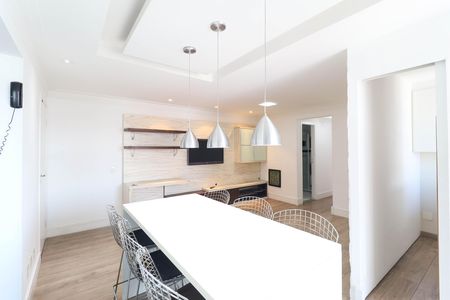 Sala de apartamento para alugar com 2 quartos, 82m² em Vila Paiva, São Paulo