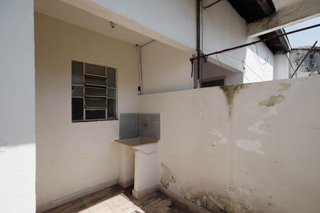 Apartamento para alugar com 65m², 2 quartos e sem vagaQuintal / Área de serviço