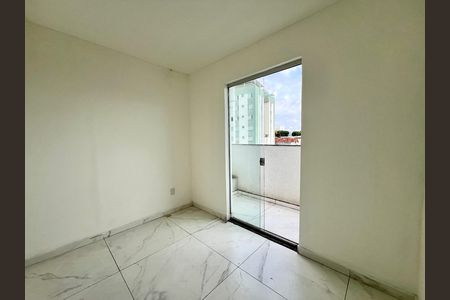 Apartamento à venda com 150m², 3 quartos e 2 vagas Apartamento à venda com 150m², 3 quartos e 2 vagasQuarto Suíte