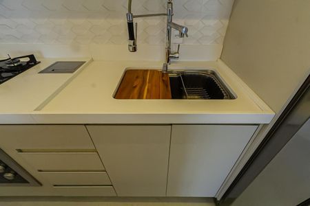 Apartamento à venda com 60m², 2 quartos e 2 vagas Apartamento à venda com 60m², 2 quartos e 2 vagasCozinha e Área de Serviço